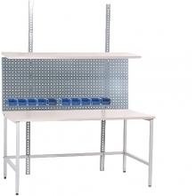 Arbetsbord 1500x800 + hylla, verktygstavla, 10 backar, skiva HLP